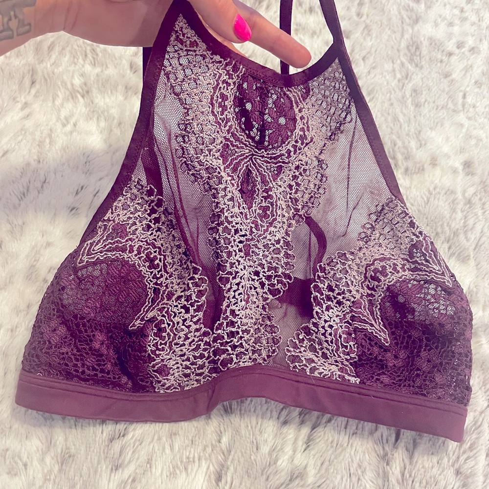 NWOT Victoria Secret lace bralette plum & lilac size medium lace